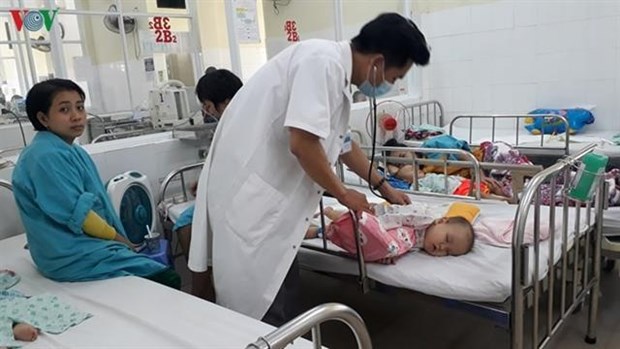 HFM patients are treated at the Tropical Medicine Department of Da Nang Hospital for Woman and Children. (Photo: vov.vn)