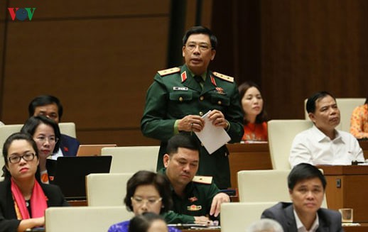 Trung tướng Trần Việt Khoa: Cảnh giác để bảo vệ chủ quyền ở Biển Đông