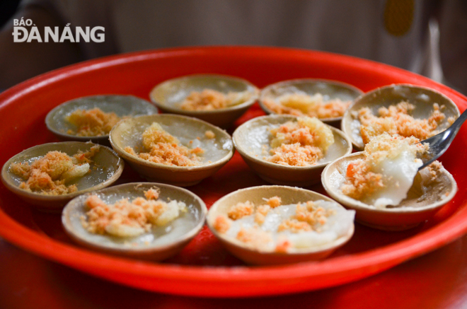  Delicious small bowls of ‘banh beo’