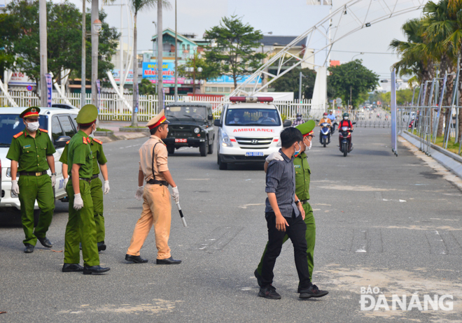 In a hypothetical situation, some evildoers stole a radioactive source in an industrial measurement device of the Tan Long Paper and Packaging Company located in the Hoa Khanh Industrial Park in the city’s Lien Chieu District. The stealers then stored the radioactive source at their home and waited for good opportunity to sell.