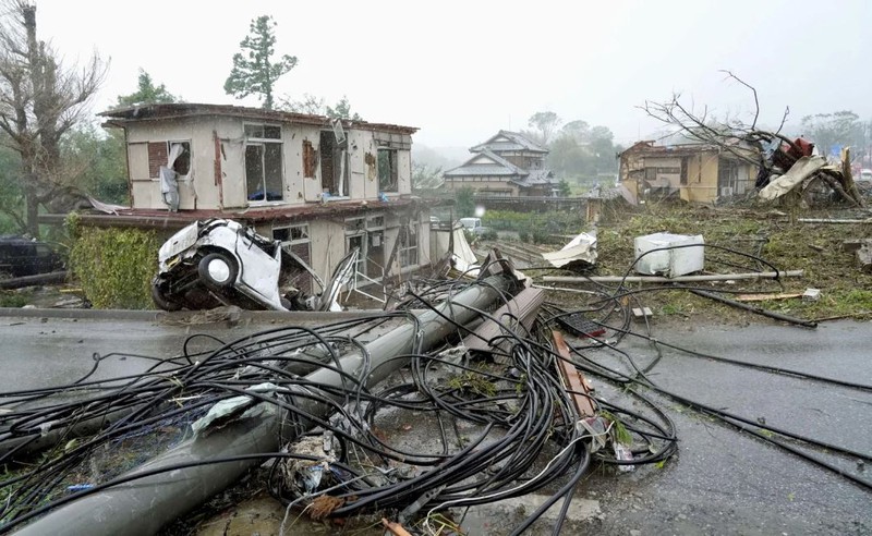 Sức tàn phá kinh hoàng của cơn bão Hagibis khi đổ bộ vào Nhật Bản đem theo gió mạnh và lượng mưa kỷ lục trong nhiều giờ. Ảnh: Reuters