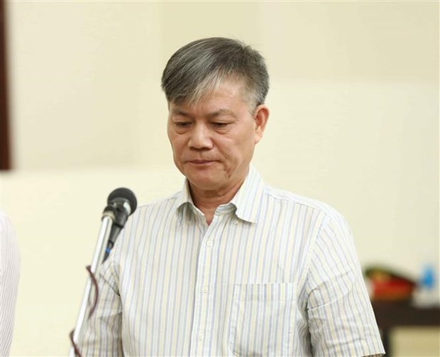 Bị cáo Nguyễn Ngọc Sự (sinh năm 1957, nguyên Chủ tịch Hội đồng thành viên Vinashin) khai báo tại Phiên tòa phúc thẩm. (Ảnh: Doãn Tấn/TTXVN)