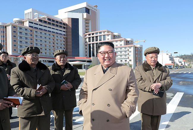 Ông Kim Jong-un đã chỉ trích lệnh trừng phạt Triều Tiên phải đối mặt. Ảnh: Reuters