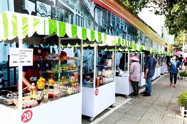 Stalls on Nguyen Van Chiem food street in HCM City (Photo: VNA)