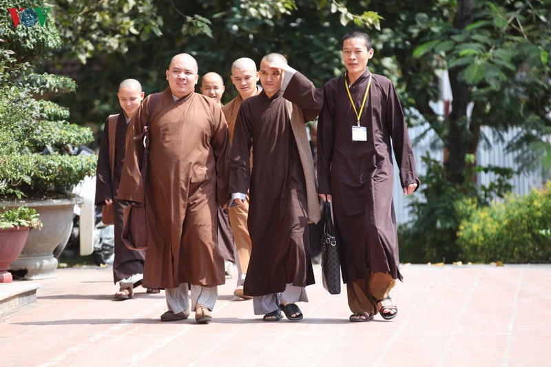 Trải qua hơn 35 năm thành lập và phát triển, HVPGVN tại Hà Nội đã đào tạo hơn 3.000 tăng ni có trình độ Cử nhân Phật học đáp ứng nhu cầu hoằng pháp độ sinh của GHPGVN, đặc biệt là nhu cầu Phật sự của các tỉnh phía Bắc. Các cựu tăng ni sinh sau khi ra trường đã đảm nhiệm các vị trí Phật sự quan trọng, lãnh đạo GHPG các cấp và trụ trì các chùa trên địa bàn cả nước. Đây cũng là nguồn lực tăng cường cho GHPG các tỉnh miền núi, vùng sâu, vùng xa.