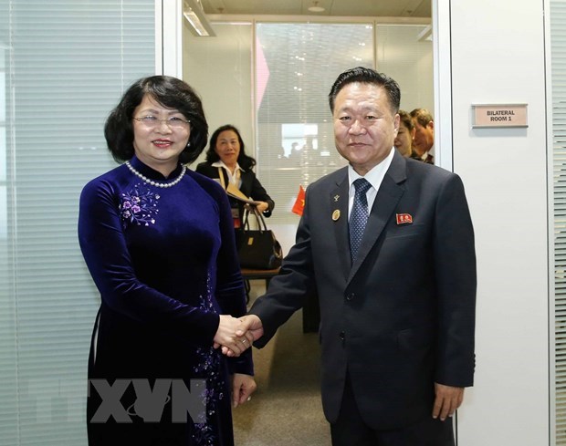 Vice President Dang Thi Ngoc Thinh (left) and President of the Supreme People’s Assembly of the Democratic People’s Republic of Korea (DPRK) Choe Ryong Hae (Photo: VNA) 
