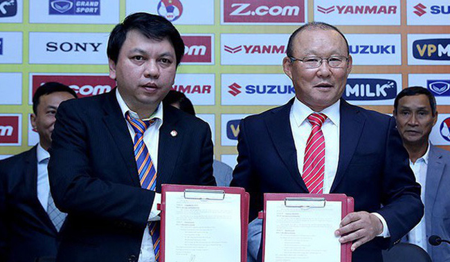 HLV Park Hang-seo: Cần tầm nhìn dài hạn cho bóng đá Việt Nam