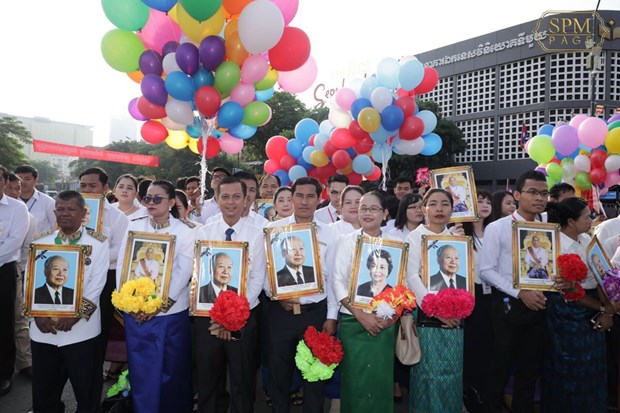Điện, Thư chúc mừng kỷ niệm 66 năm Quốc khánh Campuchia