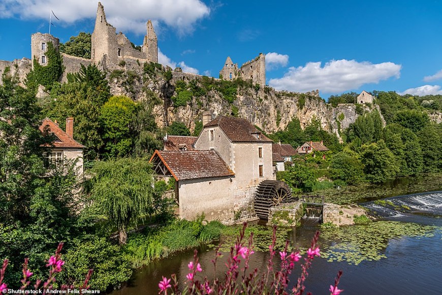 Chiêm ngưỡng những ngôi làng đẹp như tranh vẽ ở Pháp