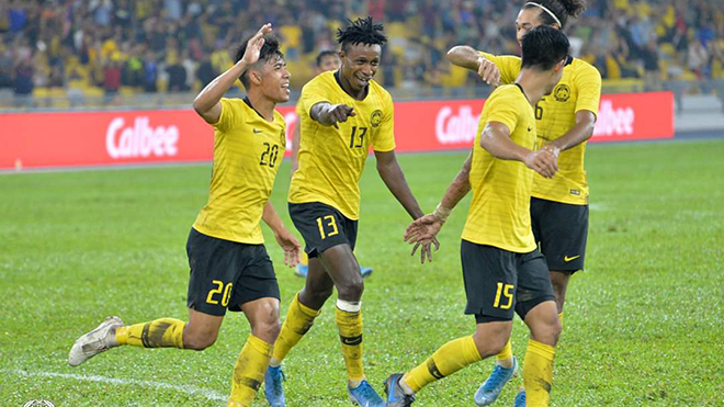 Malaysia 2-1 Thái Lan: Người Thái mất ngôi đầu vào tay Việt Nam