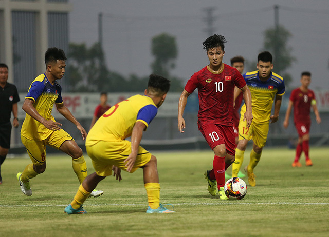 Đội tuyển U22 Việt Nam chia tay 5 cầu thủ
