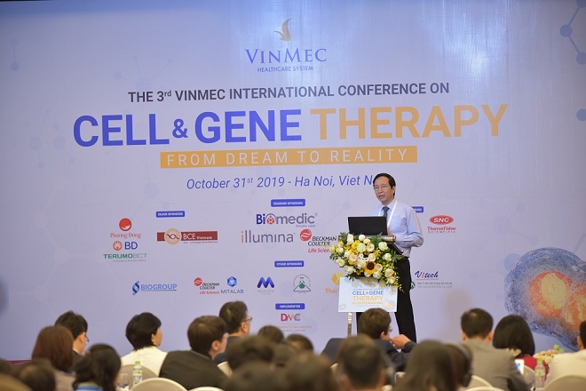 GS Nguyễn Thanh Liêm, Viện trưởng Viện Nghiên cứu Tế bào gốc và Công nghệ gen chia sẻ về kết quả nghiên cứu về gen ở trẻ tự kỷ tại hội thảo quốc tế về liệu pháp gen và tế bào Vinmec lần thứ 3.