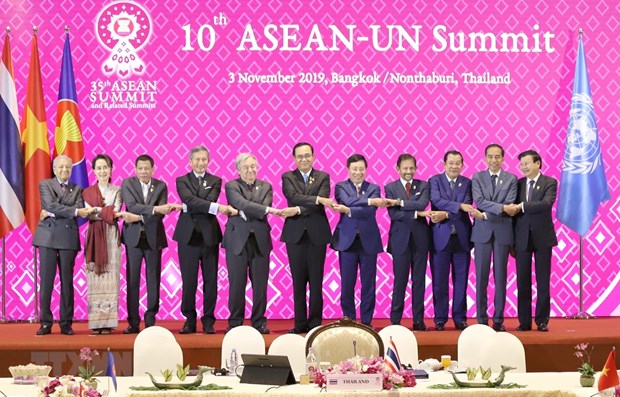 Leaders at the 10th ASEAN-UN Summit (Photo: VNA)