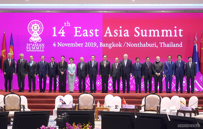 Các nhà lãnh đạo dự Hội nghị Cấp cao Đông Á lầng thứ 14.