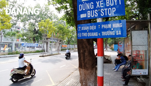 Trạm dừng xe buýt cạnh cổng Trường THPT Phan Châu Trinh sẽ được điều chỉnh lộ trình theo tổng thể chung.