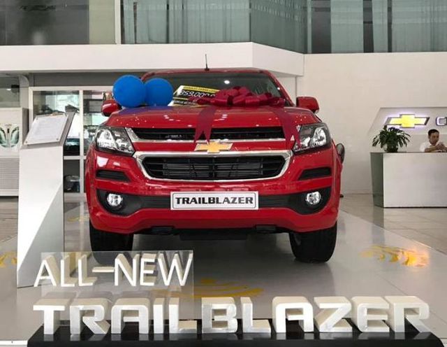 Tháng 11, Chevrolet Trailblazer tiếp tục được giảm giá 100 triệu đồng.