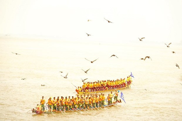 At the boat race (Photo: VNA)