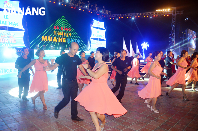 Members from local dancing clubs are seen participating in the 2019 Da Nang - Summer Rendezvous programme