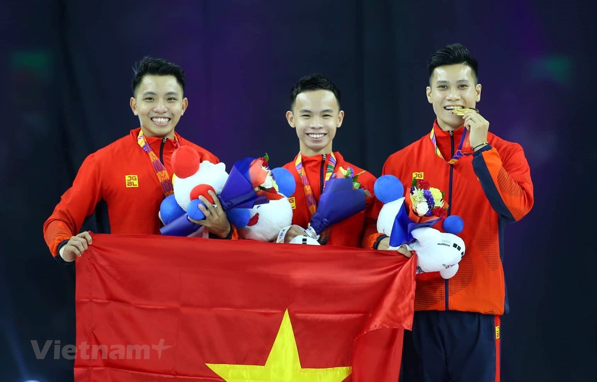 SEA Games 30 ngày 9-12: Đoàn Việt Nam cán mốc 70 huy chương Vàng