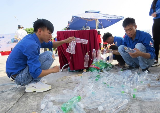 Du lịch Việt Nam nói không với rác thải nhựa để phát triển bền vững