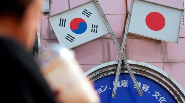 Nhật Bản-Hàn Quốc bắt đầu đối thoại cấp cao về tranh cãi thương mại
