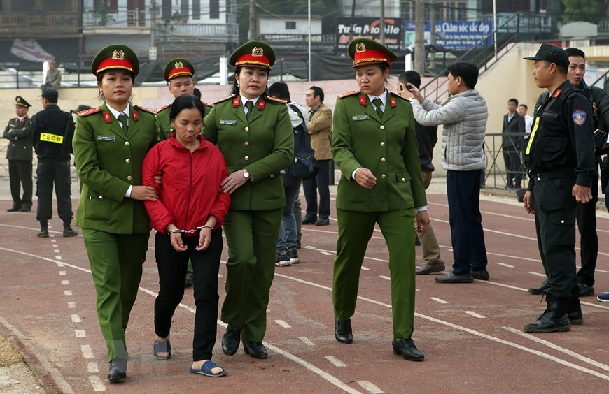 Hình ảnh xét xử vụ án sát hại nữ sinh giao gà tại Điện Biên