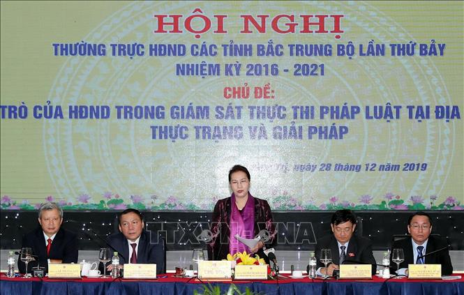 Chủ tịch Quốc hội Nguyễn Thị Kim Ngân dự Hội nghị Thường trực Hội đồng nhân dân các tỉnh Bắc Trung Bộ