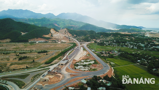 Đà Nẵng kiến nghị Chính phủ sớm thực hiện quy hoạch vùng, địa phương gắn đầu tư phát triển