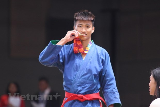 Le Duc Dong bags the first gold medal for Vietnam on the second official competition day in the final of kurash men’s -66 kg (Photo: VNA)