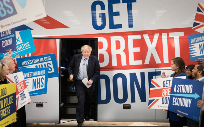 Thủ tướng Boris Johnson kêu gọi cử tri hãy để Brexit diễn ra.  Ảnh: Reuters