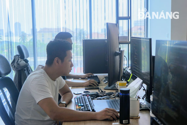 Japan has remained Da Nang’s largest software export market. Software engineers arre seen working at the Wakumo Viet Nam Co., Ltd., whose parent company is based in Tokyo, Japan.