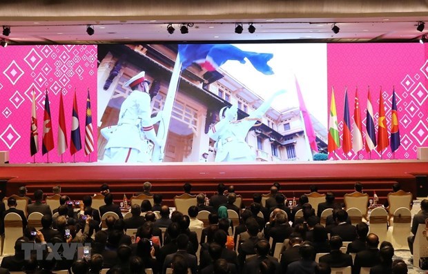 At a ceremony to hand over the ASEAN Chair to Vietnam (Photo: VNA)