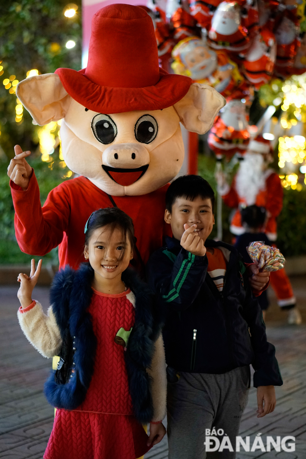 Christmas season is an opportunity for children to go out and have lots of fun with their family