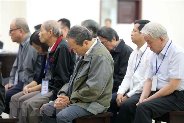 Xét xử 2 nguyên lãnh đạo Đà Nẵng: Tranh luận việc bán 22 nhà, đất công