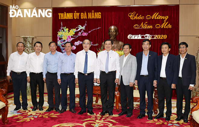 Bí thư Thành ủy thành phố Hồ Chí Minh Nguyễn Thiện Nhân chúc Tết tại Đà Nẵng