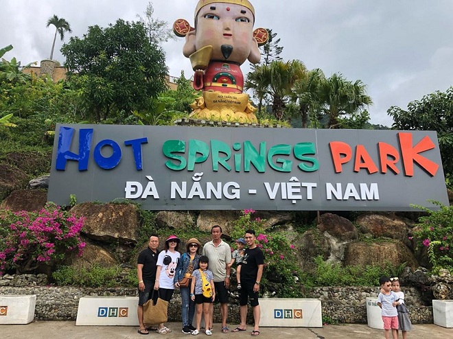 Đà Nẵng – du khách háo hức chào đón lễ hội Thần Tài 2020