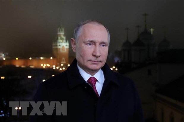 Tổng thống Nga Vladimir Putin phát biểu mừng Năm mới 2020 tại Điện Kremlin ở Moskva, Nga, ngày 1-1-2020. (Ảnh: AFP/TTXVN)