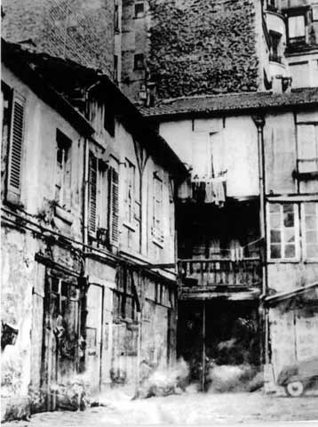 Ngôi nhà số 9, ngõ Compoint, nơi ở của đồng chí Nguyễn Ái Quốc tại Paris trong thời gian hoạt động tại Pháp. (Ảnh: Tư liệu/TTXVN)