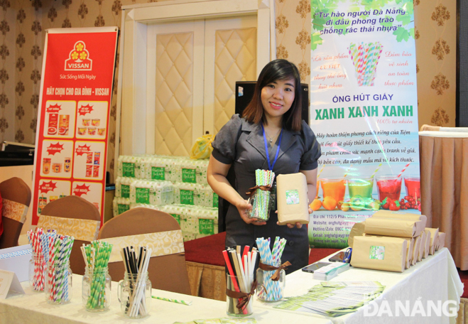 Ms Nguyen Thi Xuan Hang and her company’s eco-friendly products