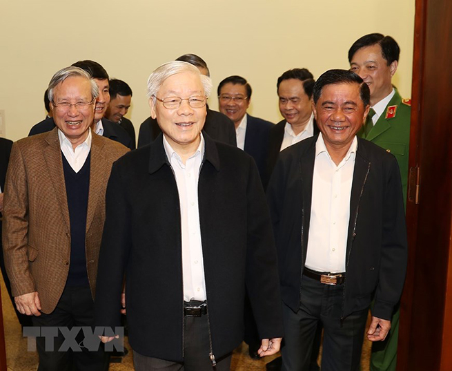 •        Tổng Bí thư, Chủ tịch nước Nguyễn Phú Trọng đến dự phiên họp. (Ảnh: Trí Dũng/TTXVN)