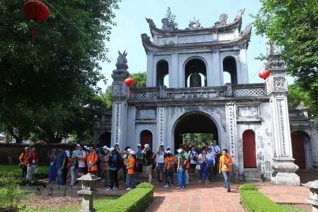 Visitors to the Temple of Literature in Hanoi (Photo: VNA)