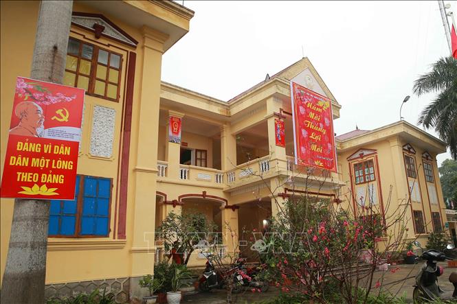 Không khí đón Tết tại trụ sở UBND xã Đồng Tâm. 