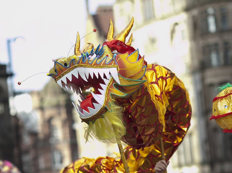 Con rồng dài hơn 50m sẽ được diễu hành tại khu phố Tàu tại Manchester vào ngày 26/1. Ảnh: Time Out 