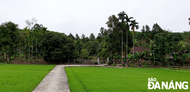 Độc đáo làng cổ Lộc Yên