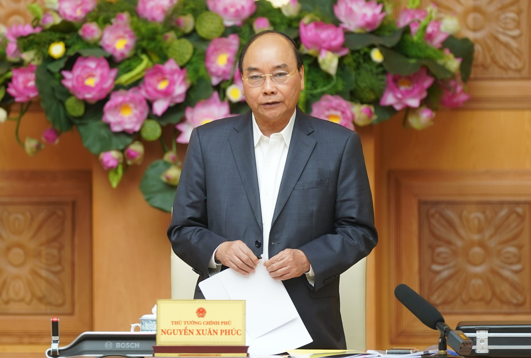 Thủ tướng Nguyễn Xuân Phúc: Chưa có cơ sở để điều chỉnh chỉ tiêu tăng trưởng