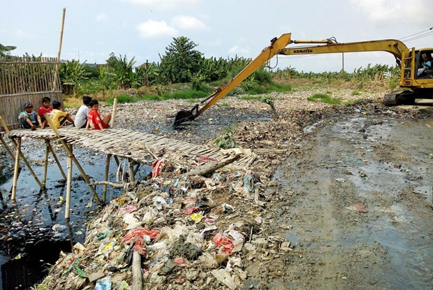 A wasteland in West Java province (Photo: Jakarta Post)