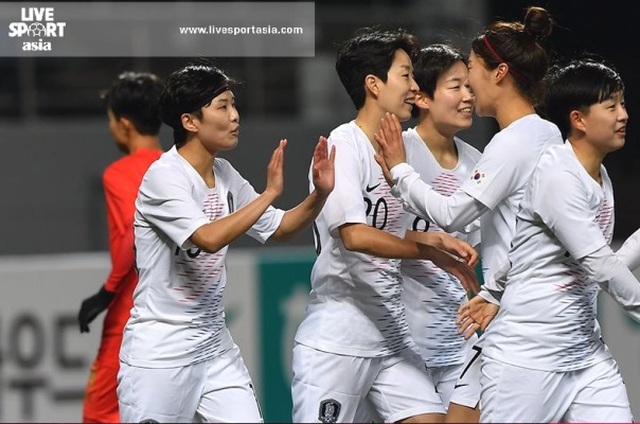 Tờ Live Sport Asia cho rằng nữ Hàn Quốc mạnh hơn hẳn so với nữ Việt Nam