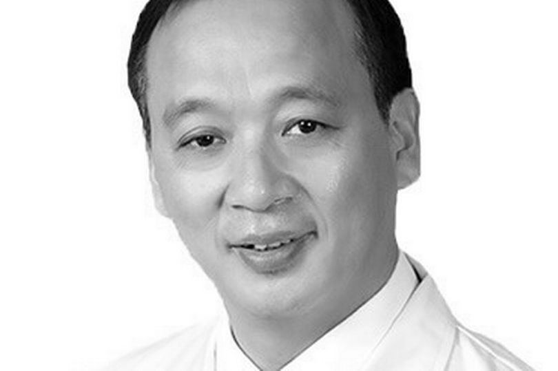 Ông Liu Zhiming, Giám đốc bệnh viện Wuhan Wuchang. Ảnh: Mirror