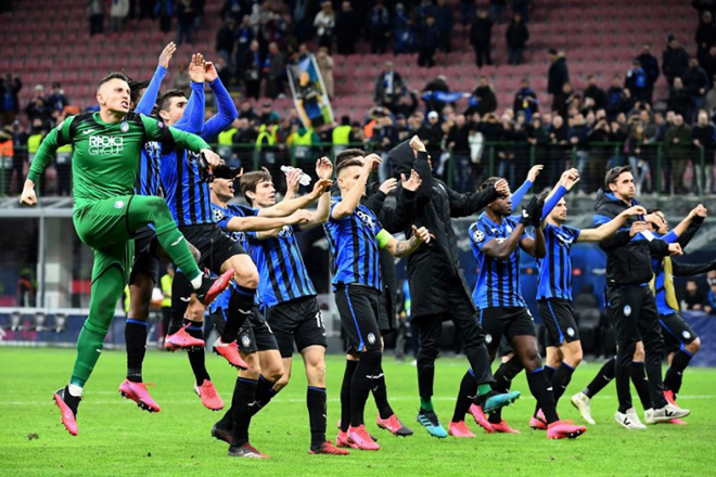 Niềm vui của các cầu thủ Atalanta sau khi giành chiến thắng 4-1 trước Valencia ở trận đấu vừa qua. 				Ảnh: UEFA
