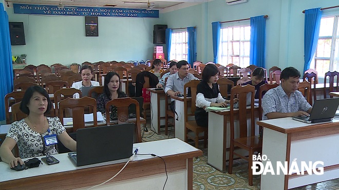  Trường THCS Nguyễn Đình Chiểu đang triển khai xây dựng bài giảng điện tử. Ảnh: T.K